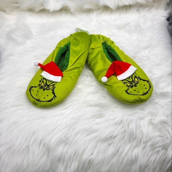 Bioworld Other The Grinch Slipper Socks Poshmark